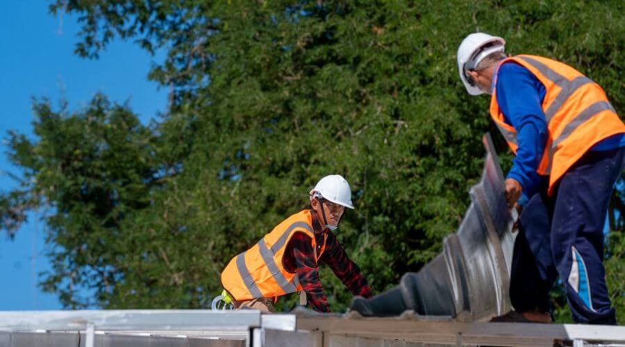 Roof maintenance in Winneconne, WI